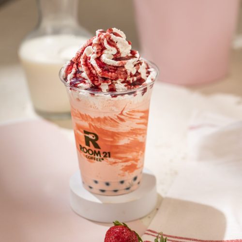 BUBBLY STRAWBERRY MILKSHAKE
