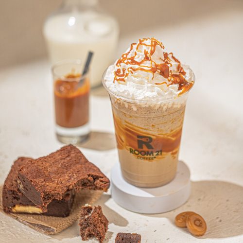 FUDGY CARAMEL BROWNIES MILKSHAKE